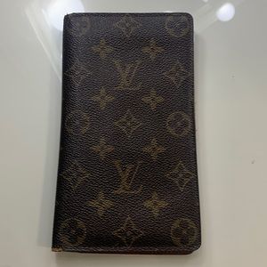 Authentic Louis Vuitton Monogram Checkbook Wallet